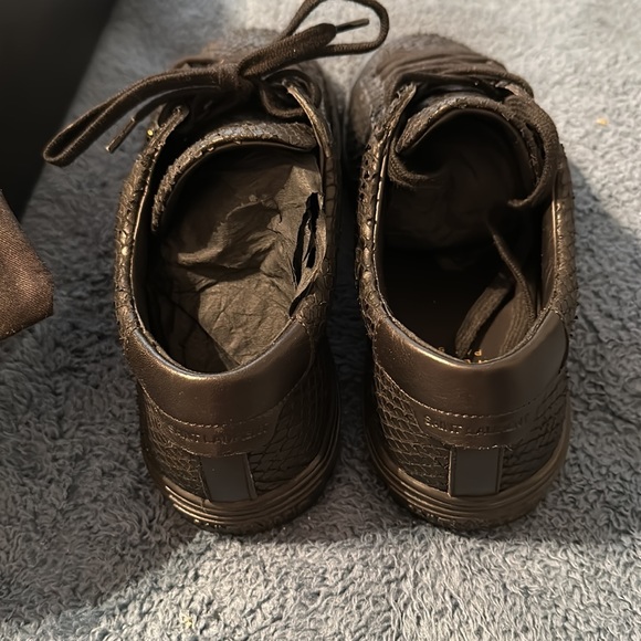 Saint Laurent sz 6 sneaker - Picture 4 of 6